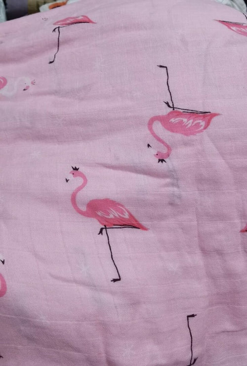 Floral-patterned fabric with pink flamingo cotton Two layers muslin gauze baby  blanket plush-hug quilt blanket muslin baby blankets.